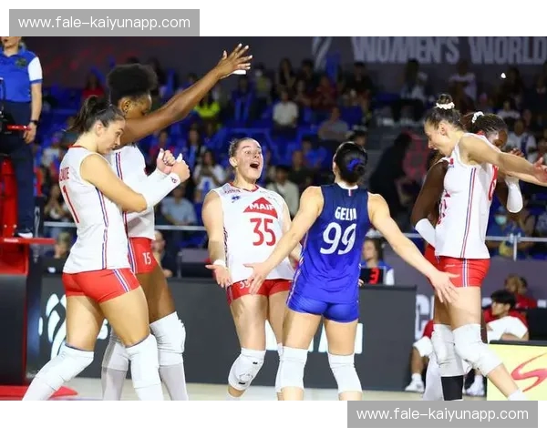 决战之巅，中国女排勇攀世界高峰——记2022世锦赛中国vs波多黎各的精彩对决